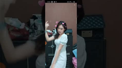 goyang bugil|Goyang Bugil Indo Porn Videos